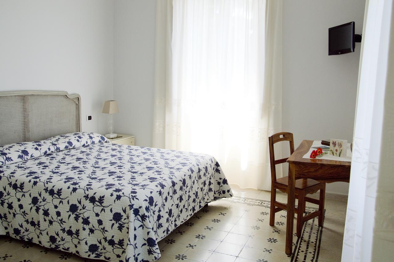Villa Vincenza Vallo della Lucania Room photo